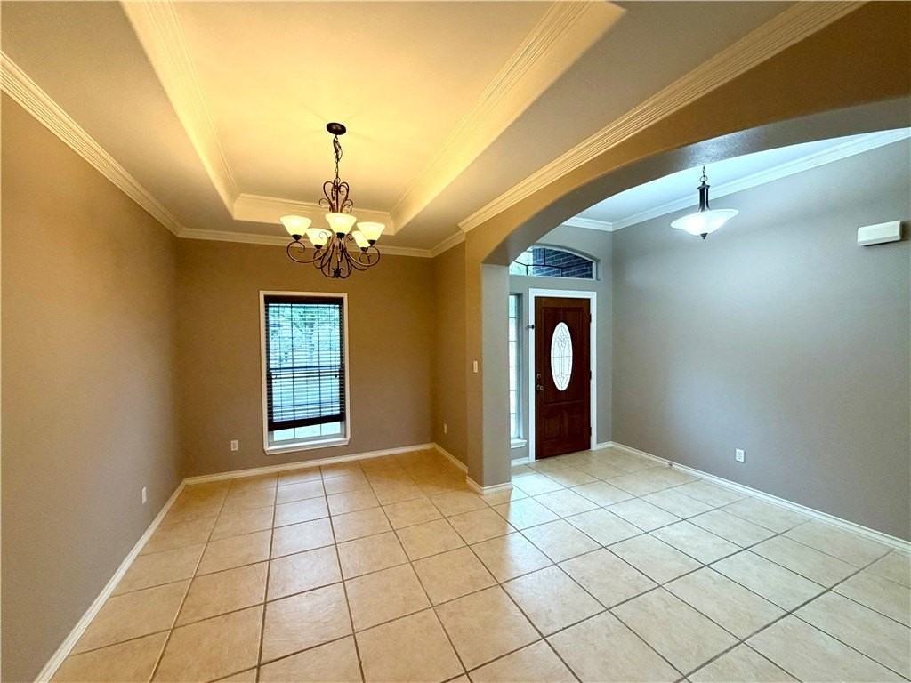 6230 Queen Jane St - Photo 3 of 28