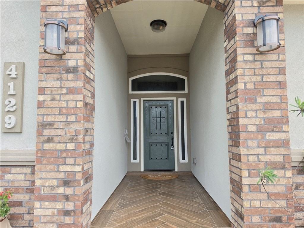 4129 Karo Dr - Photo 3 of 35