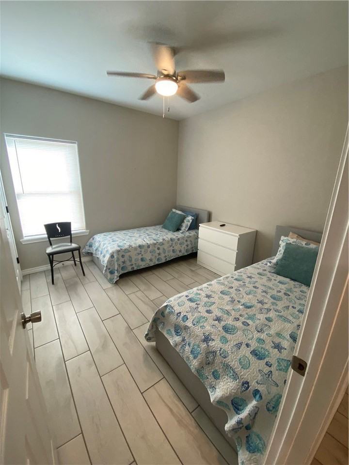 706 Military Dr - Photo 6 of 19