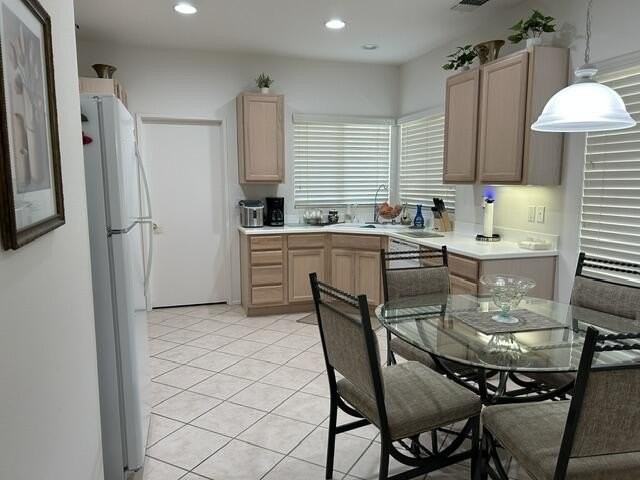 39830 Somerset Ave - Photo 3 of 10