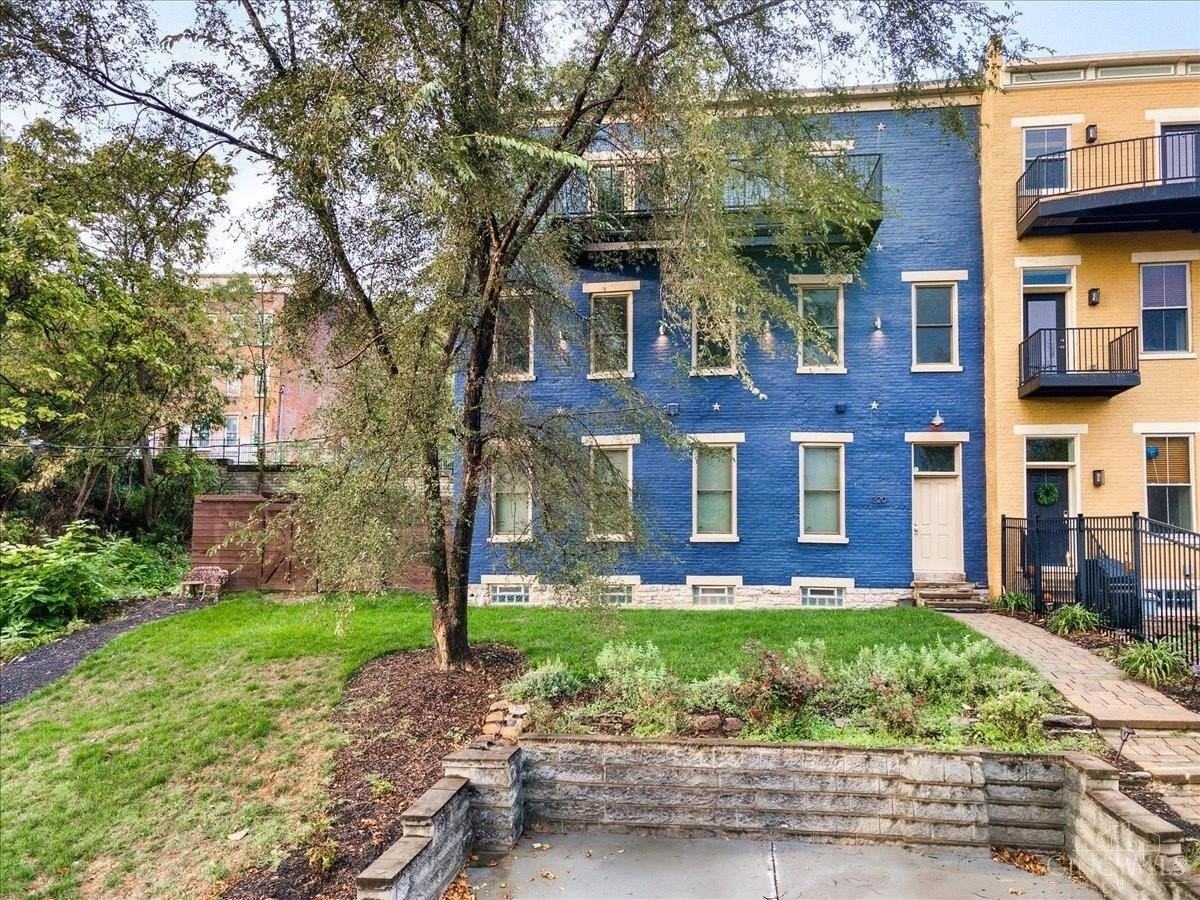 320 Seitz St - Photo 2 of 26