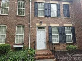 109 Chawton Ln - Photo 1 of 1