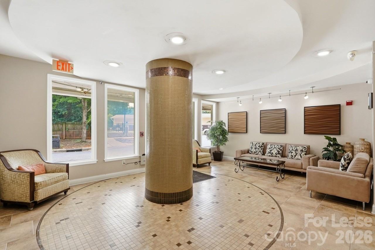 1000 E Woodlawn Rd #216 - Photo 4 of 43