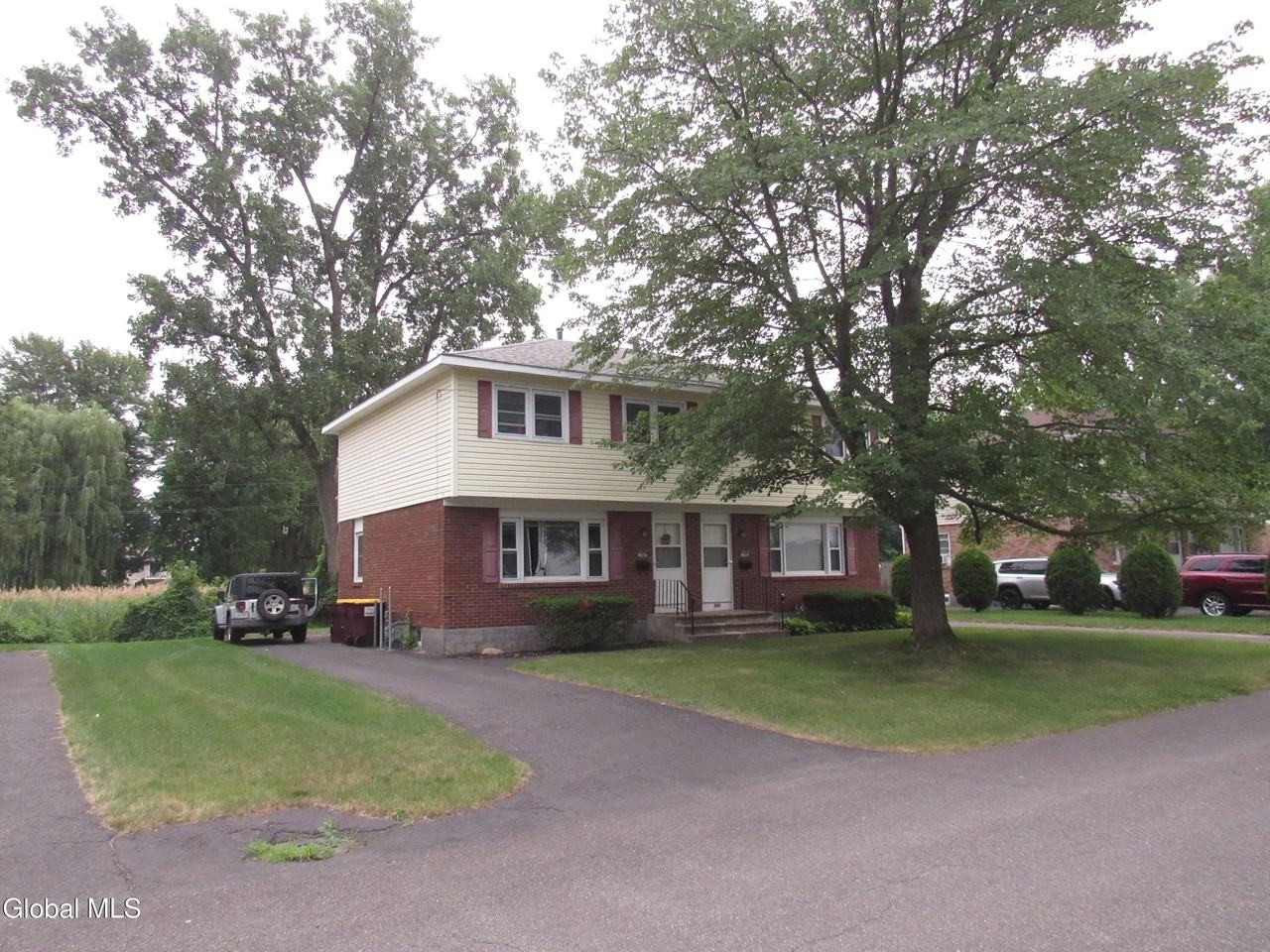 34B Commodore St - Photo 2 of 23
