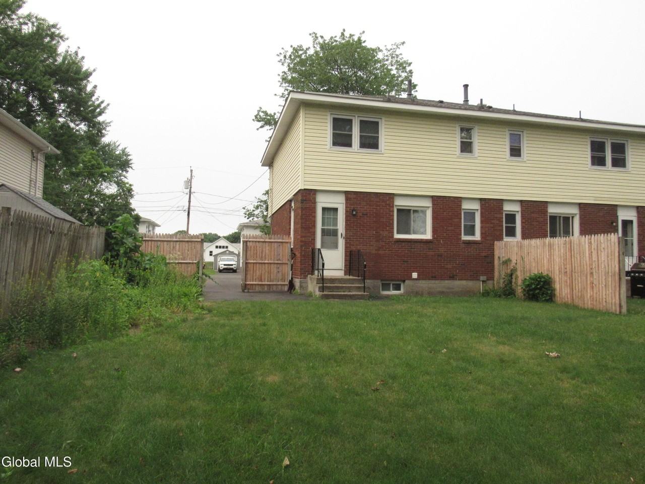 34B Commodore St - Photo 5 of 23