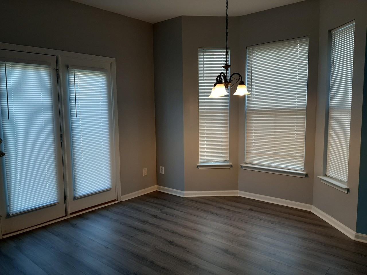 194 Avonshire Dr - Photo 6 of 21