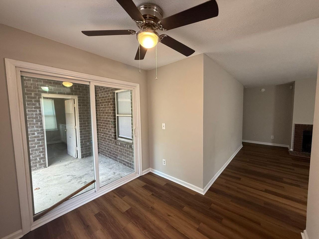 152 Dorchester Manor Blvd #A - Photo 6 of 18