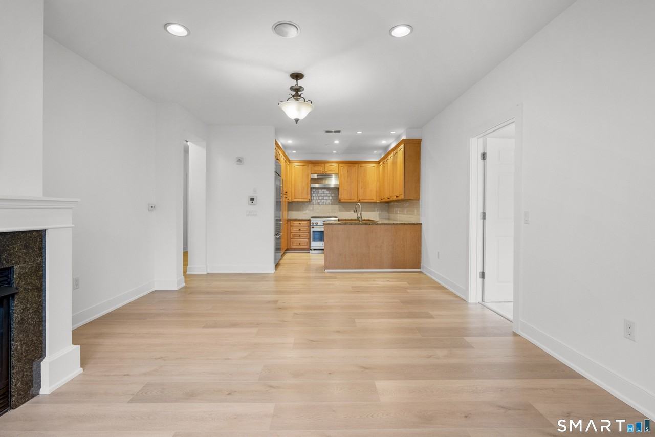 77 Havemeyer Ln #310 - Photo 6 of 36