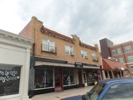 featured image of 804 E Main St #1