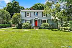 featured image of 23 Turkey Hill Rd N