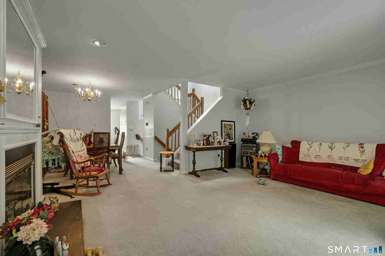 12 Boulevard Dr #24-145 - Photo 5 of 22