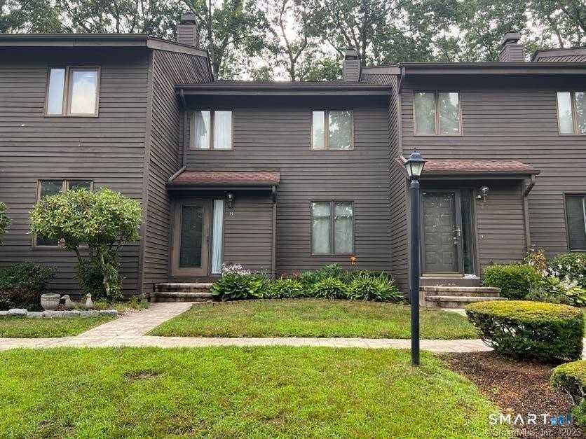 223 Flanders Rd #8 - Photo 3 of 31