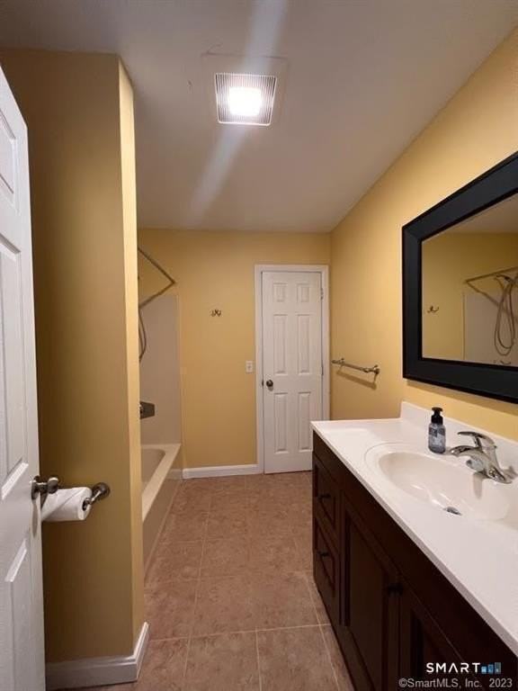 223 Flanders Rd #8 - Photo 7 of 31