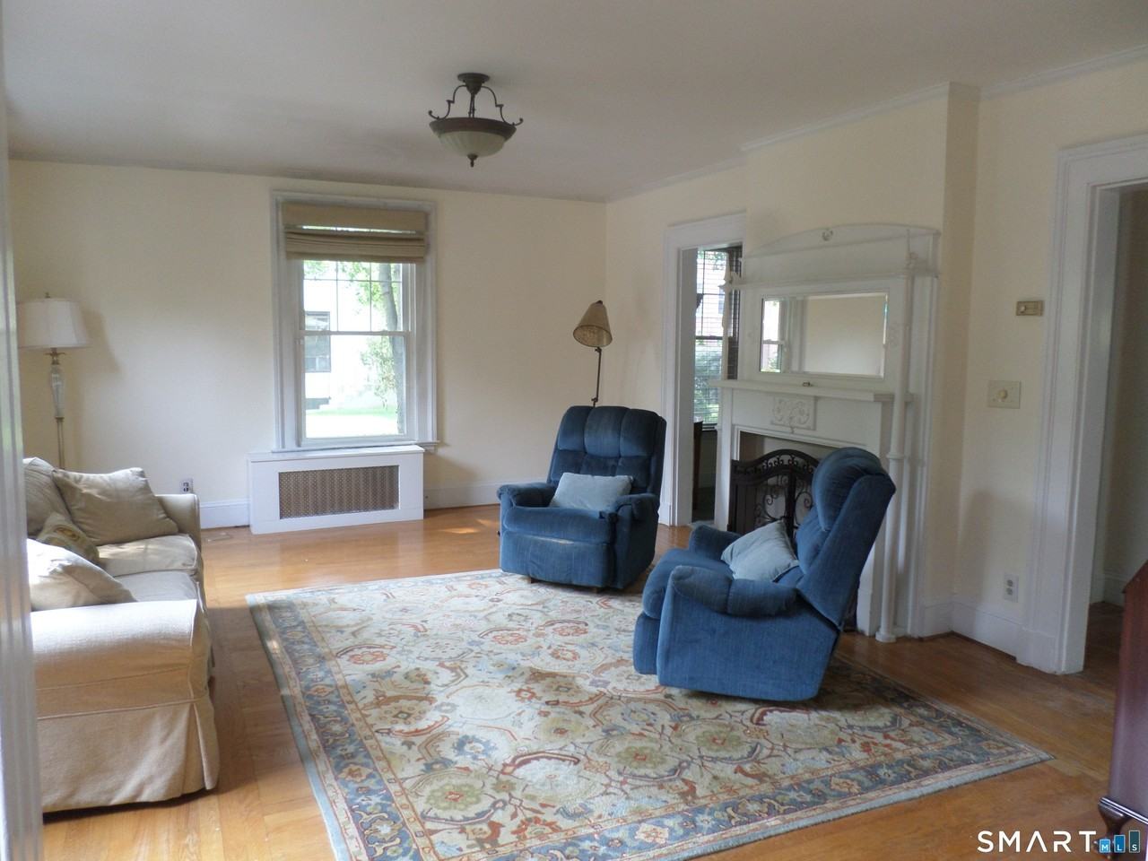 95 Clark St - Photo 4 of 34