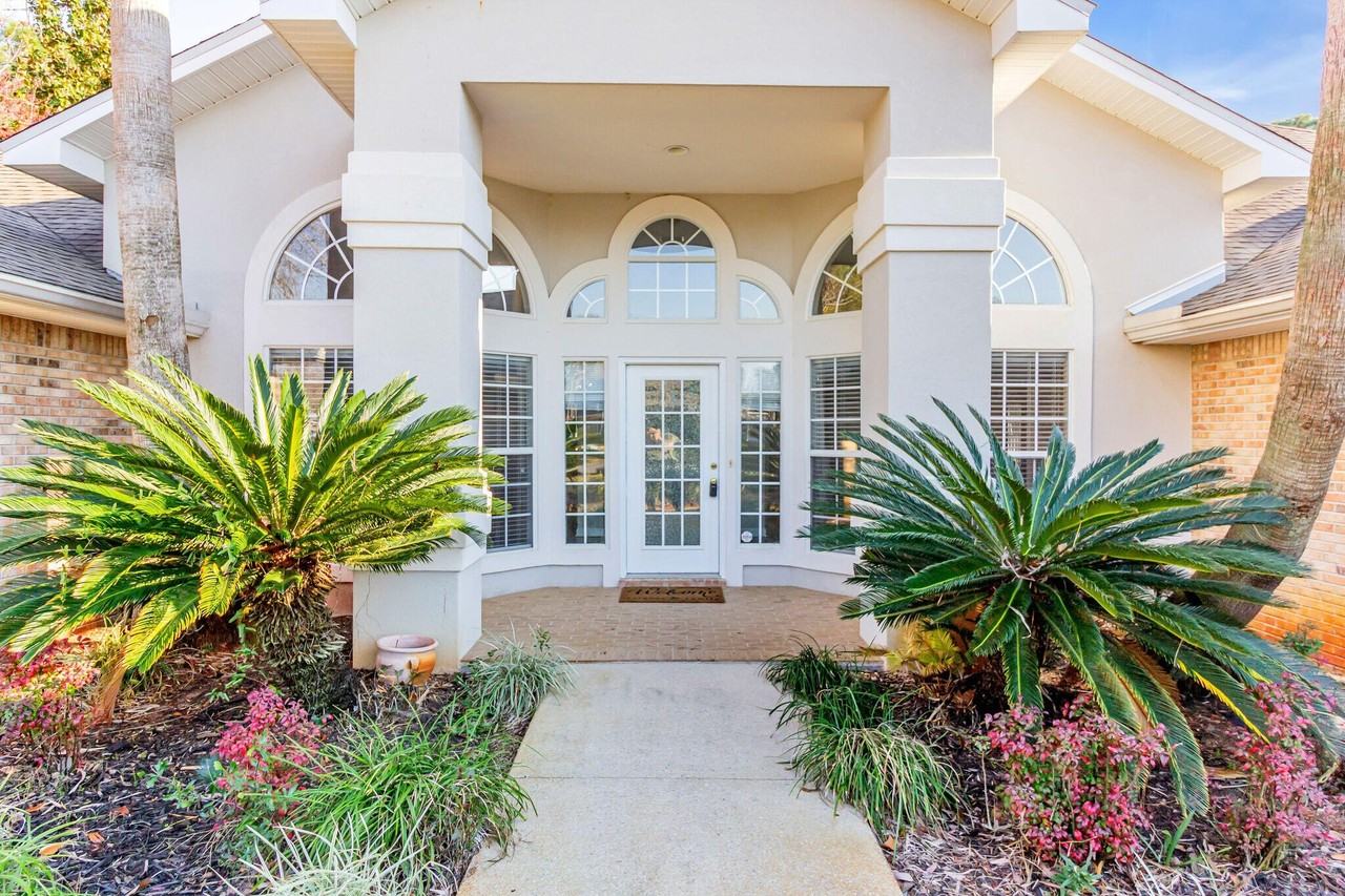 4429 Southminster Cir