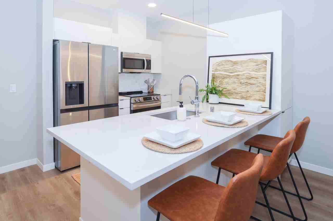2630 N Hackett Ave #402 - Photo 2 of 11