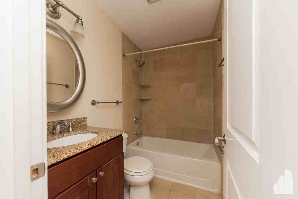 625 W Wrightwood Ave #310 - Photo 7 of 7