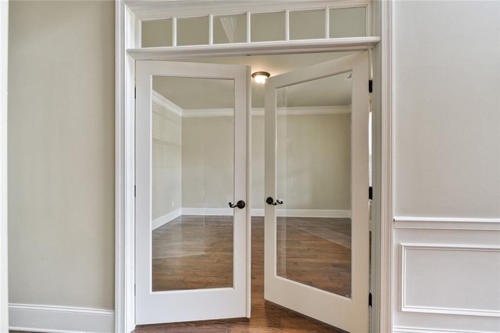 4530 Fernbrook Pl - Photo 2 of 27
