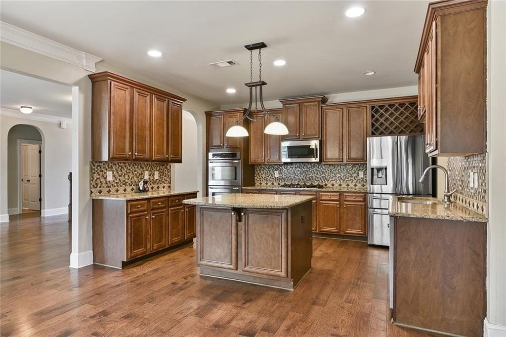 4530 Fernbrook Pl - Photo 5 of 27