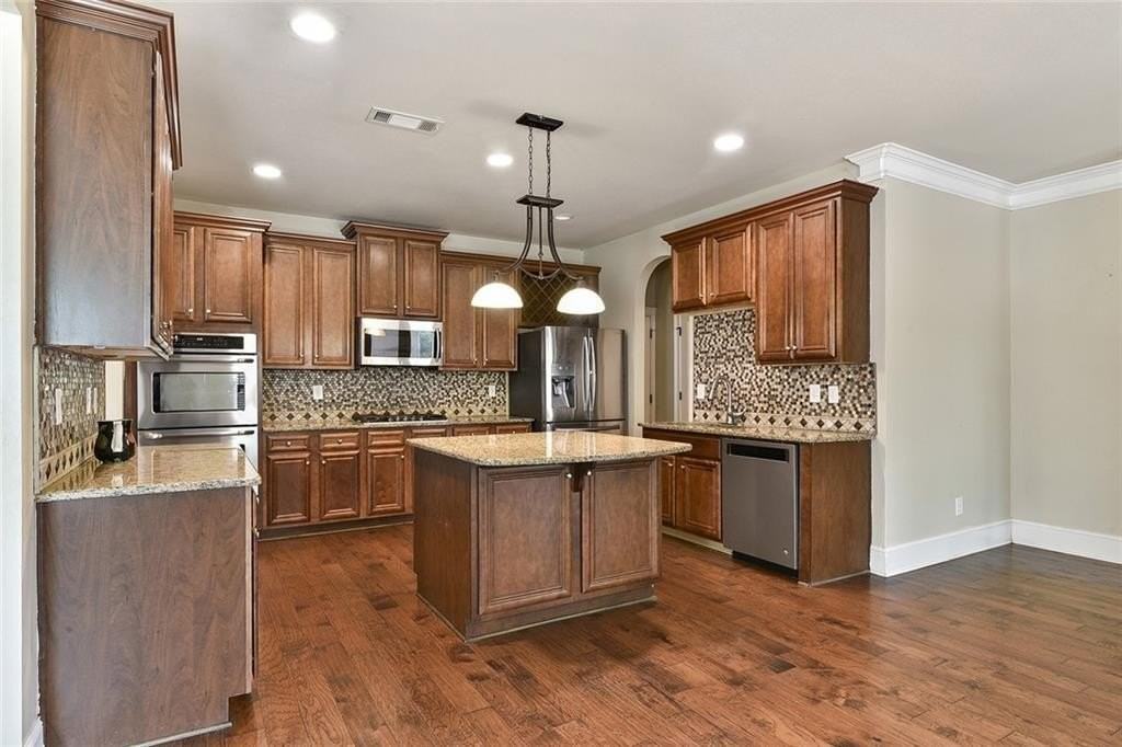 4530 Fernbrook Pl - Photo 6 of 27