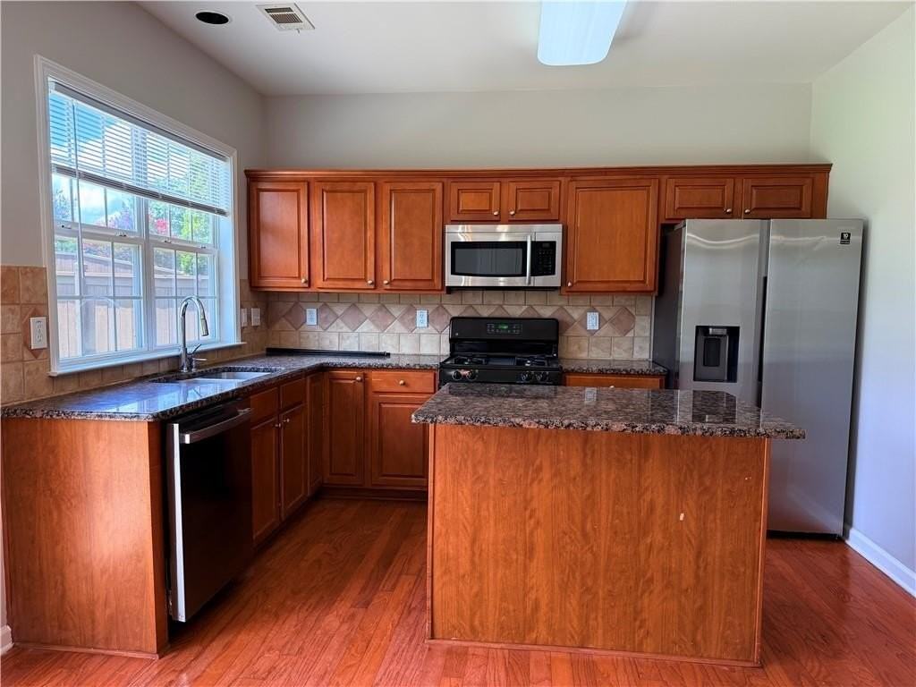 8930 Ruel Ln - Photo 3 of 21