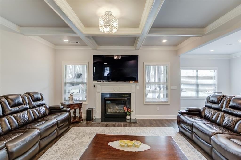 404 Henson Farm Dr - Photo 4 of 46