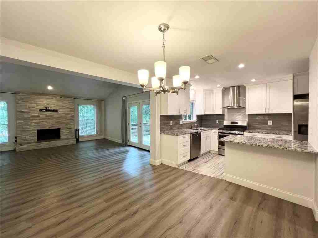 710 Creekwood Xing - Photo 6 of 25