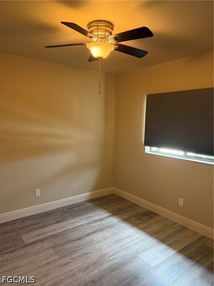1627 Sw 32nd Ter - Photo 4 of 11
