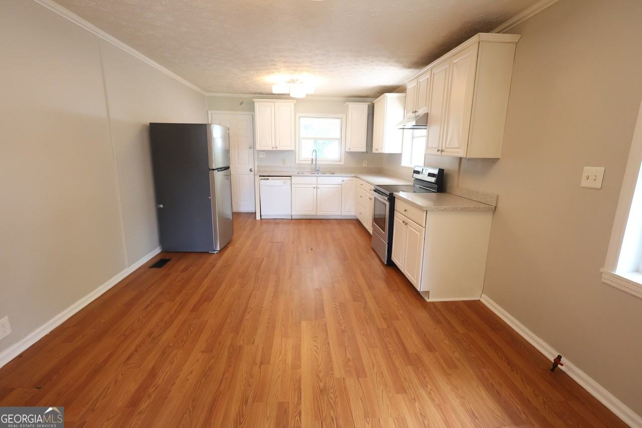 615 Jefferson St - Photo 5 of 22
