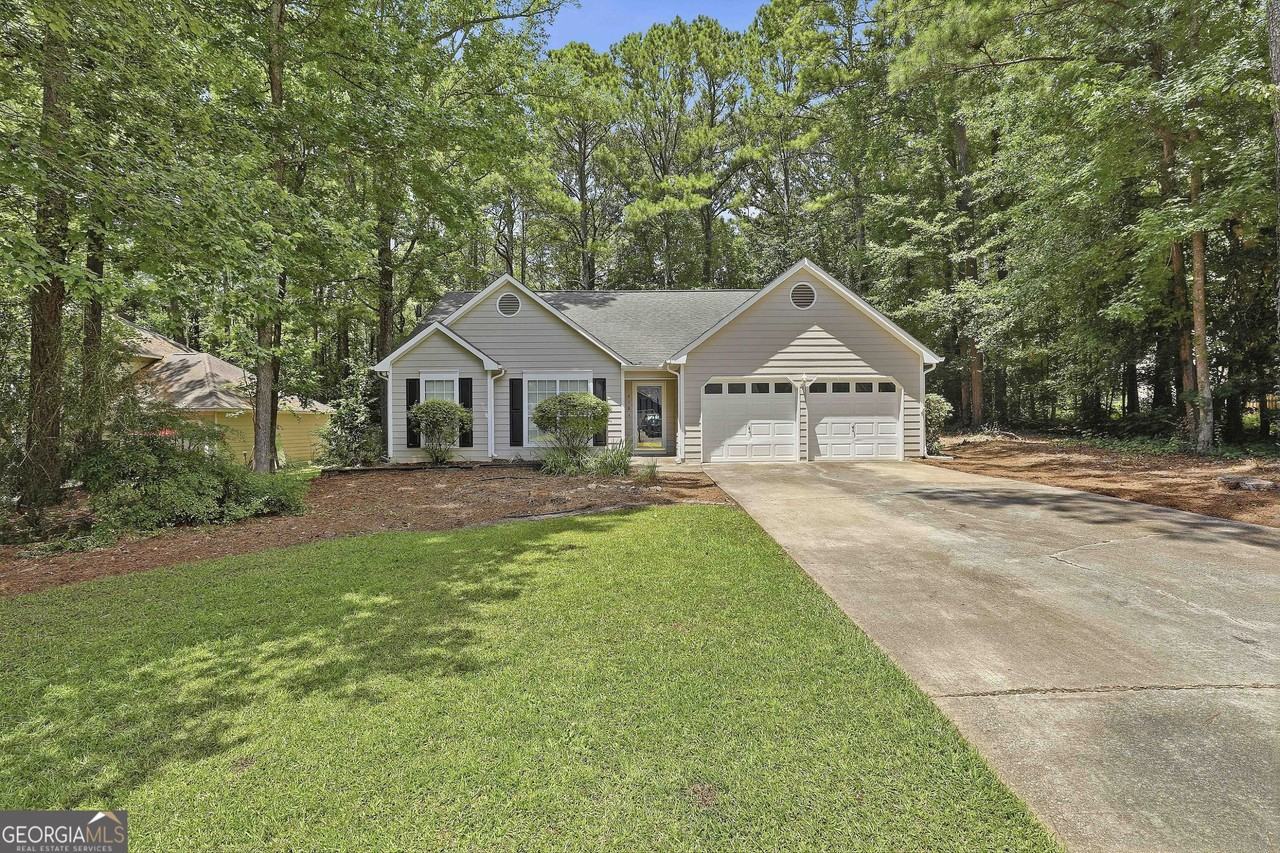 518 Longwood Ln - Photo 2 of 38