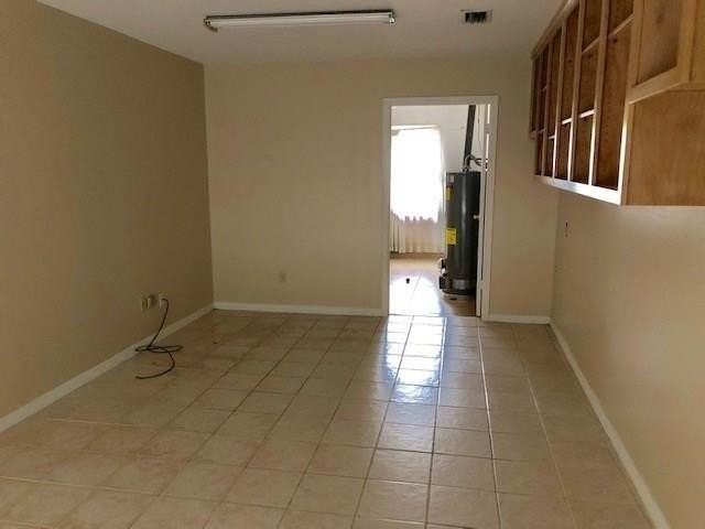 6225 Parkwood Dr - Photo 7 of 18