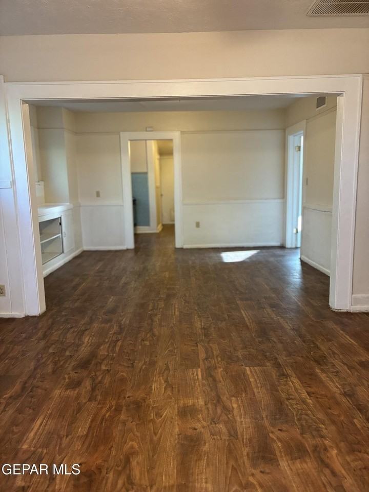 3017 Lebanon Ave - Photo 7 of 29