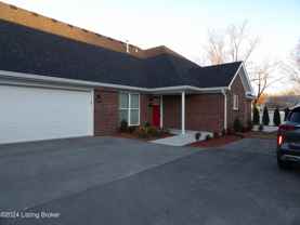 406 Eagle Pointe Dr - Photo 1 of 1