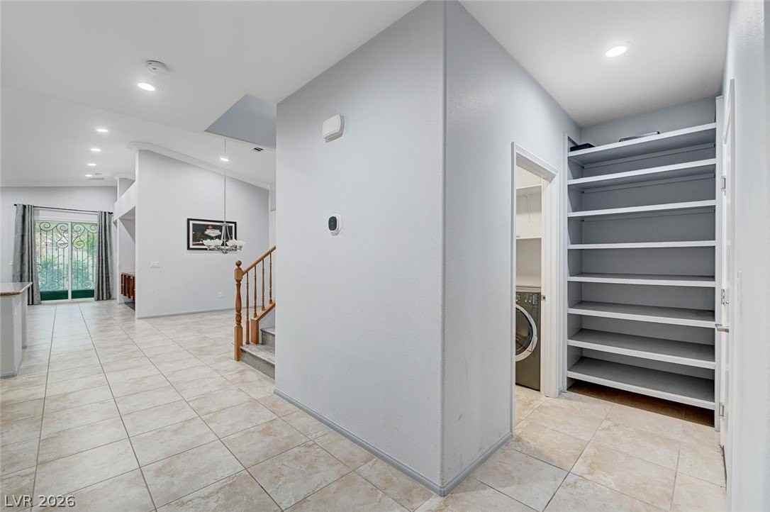 7129 Weavers Pl - Photo 4 of 48
