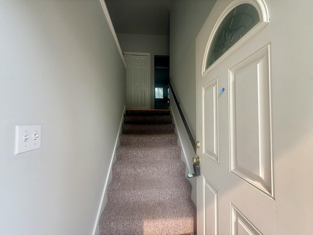 412 S Revena Blvd - Photo 2 of 17