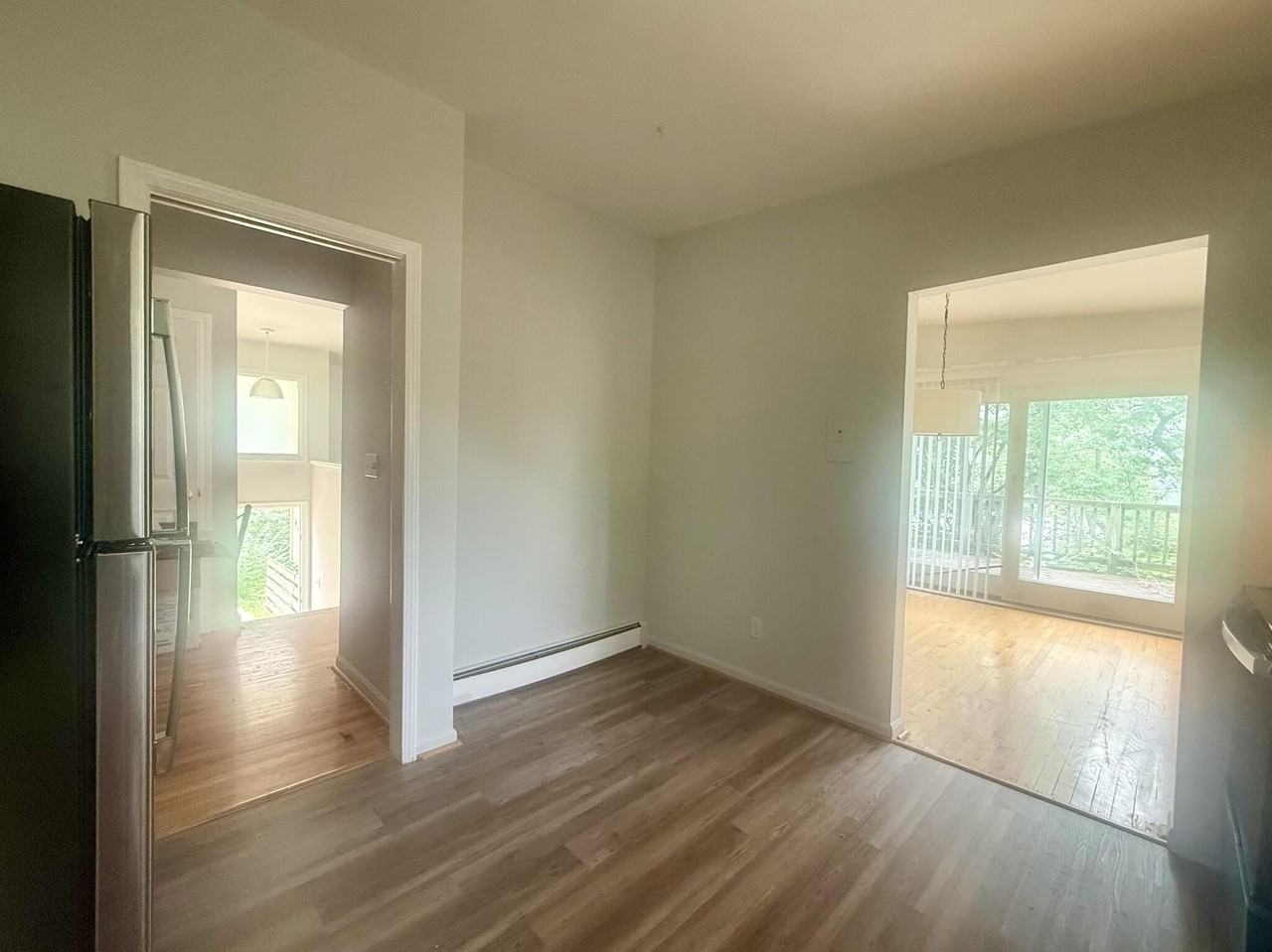 412 S Revena Blvd - Photo 5 of 17