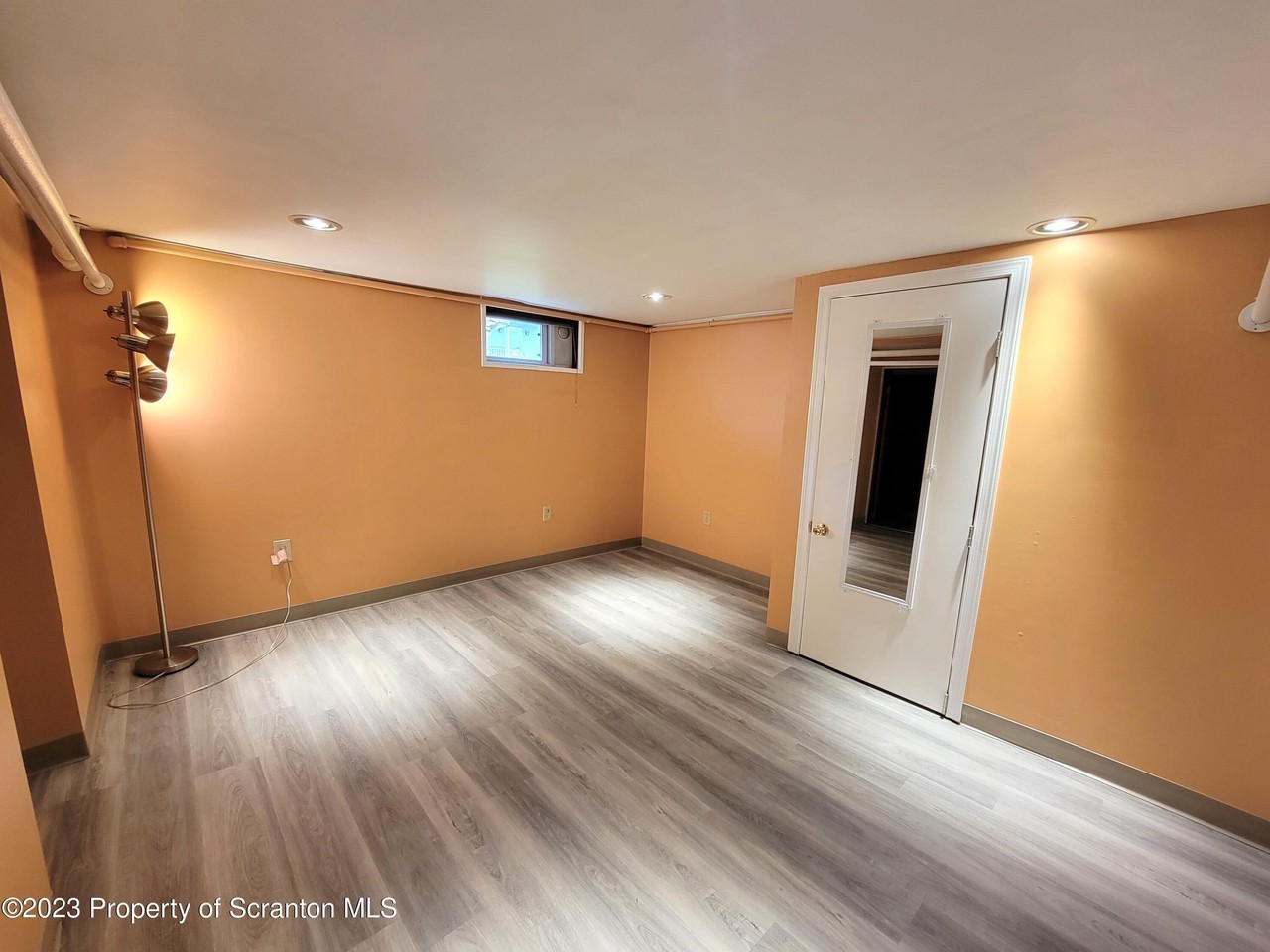 1817 Ash St #B - Photo 7 of 9