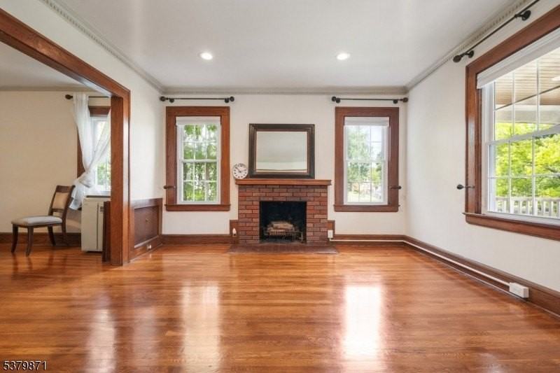163 Myrtle Ave - Photo 6 of 48