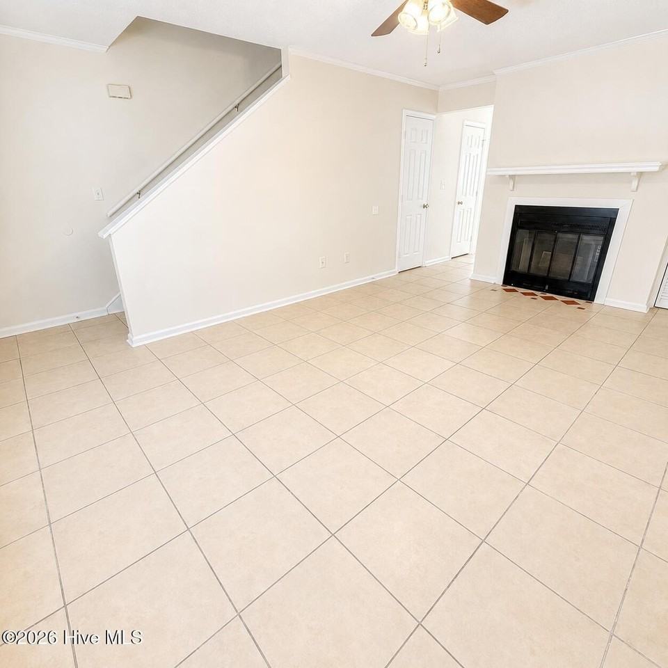 2905 Cedar Creek Rd #E - Photo 3 of 15