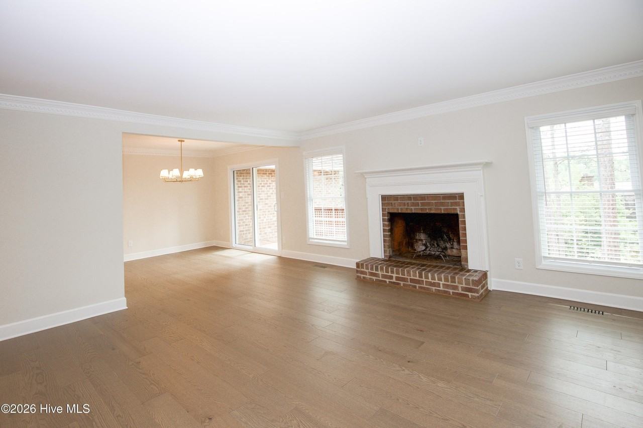 131 Racquet Ln - Photo 6 of 50