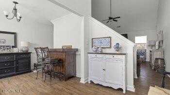 310 Vintage Ct - Photo 4 of 34