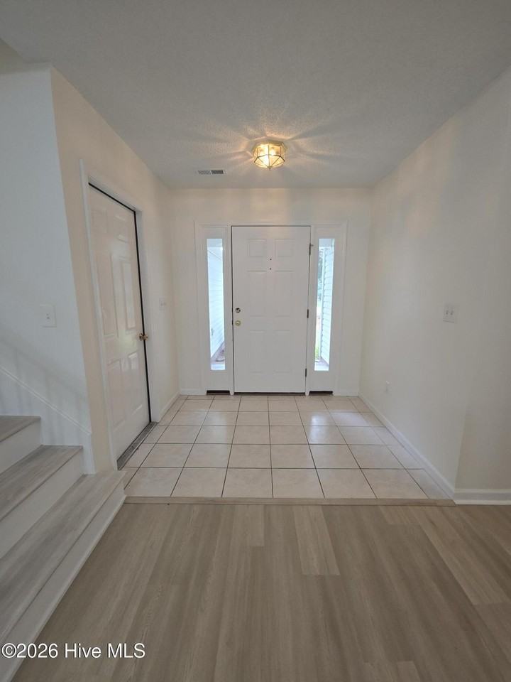 5005 Woods Edge Rd - Photo 2 of 17