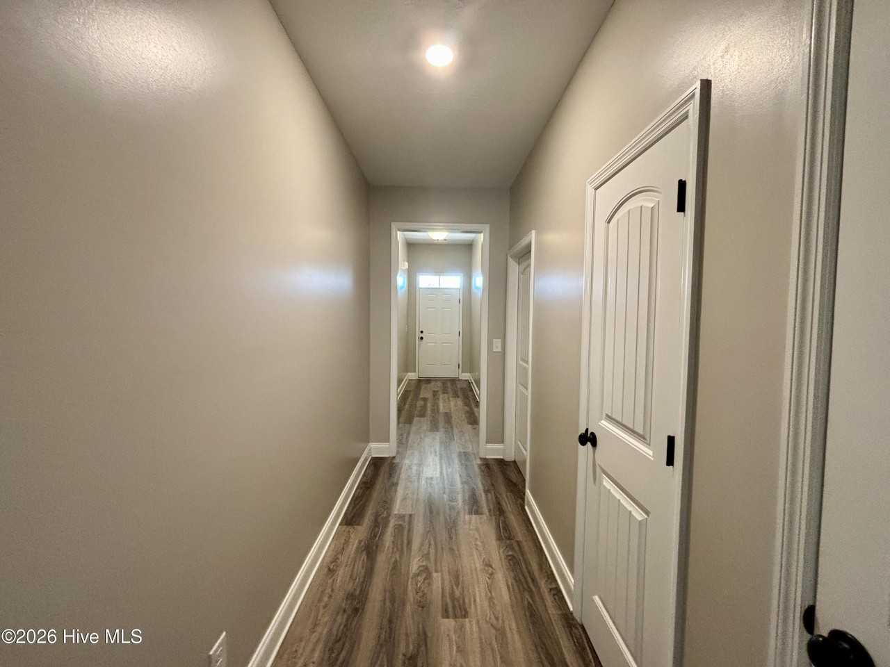 214 Mcduffie Cir - Photo 2 of 15