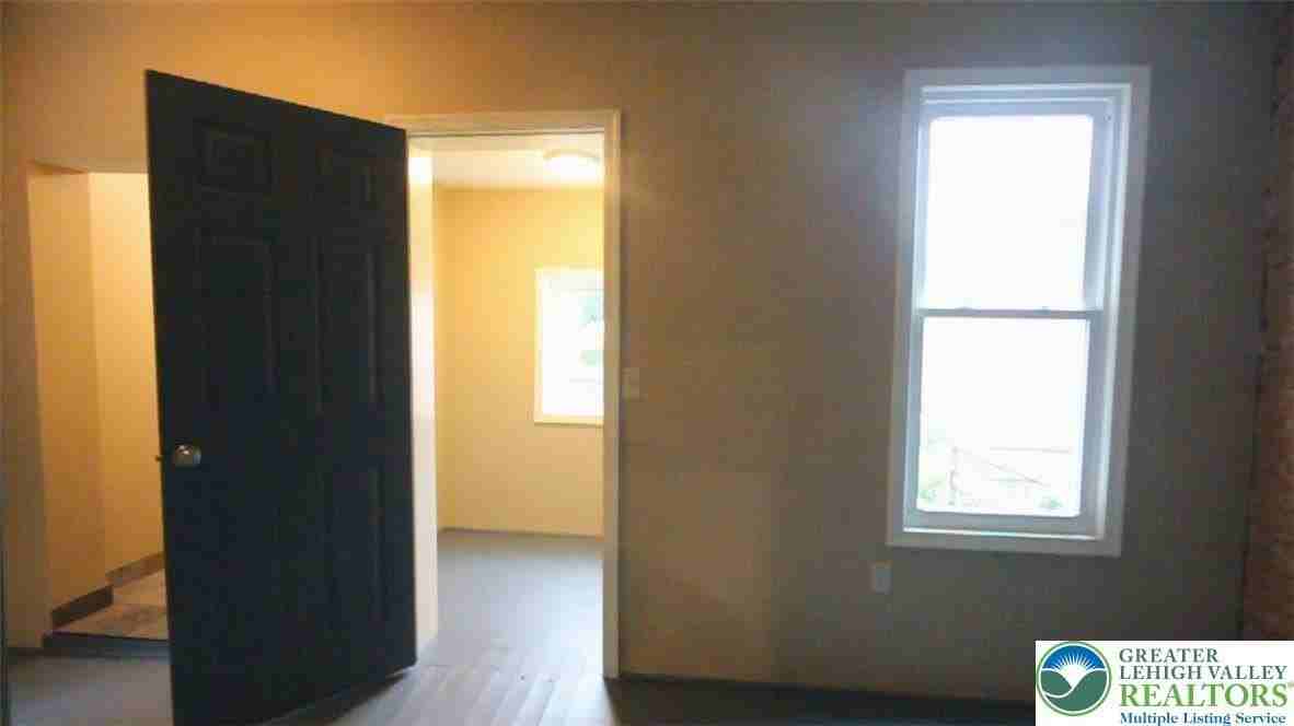 71 W Goepp St - Photo 7 of 21
