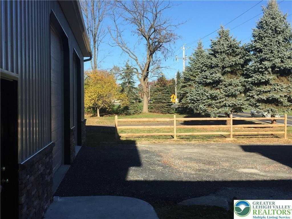 6058 W Main Blvd #2 - Photo 3 of 16