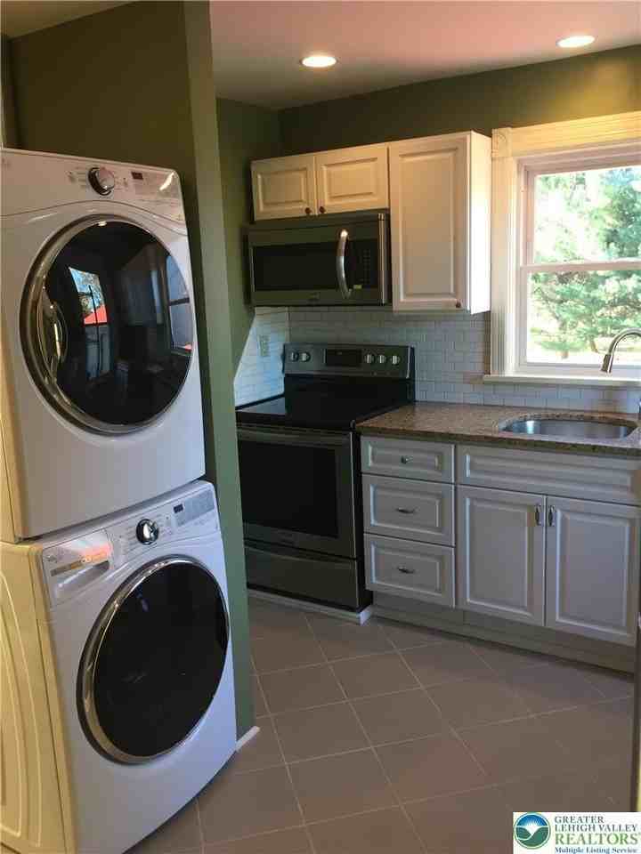 6058 W Main Blvd #2 - Photo 4 of 16