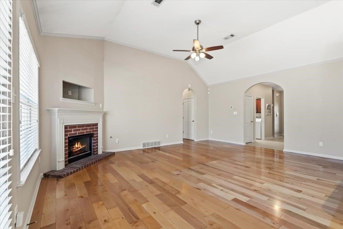 9294 S Fairmont Cir - Photo 7 of 14