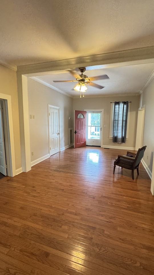 312 Lynn Ave #1 - Photo 3 of 17