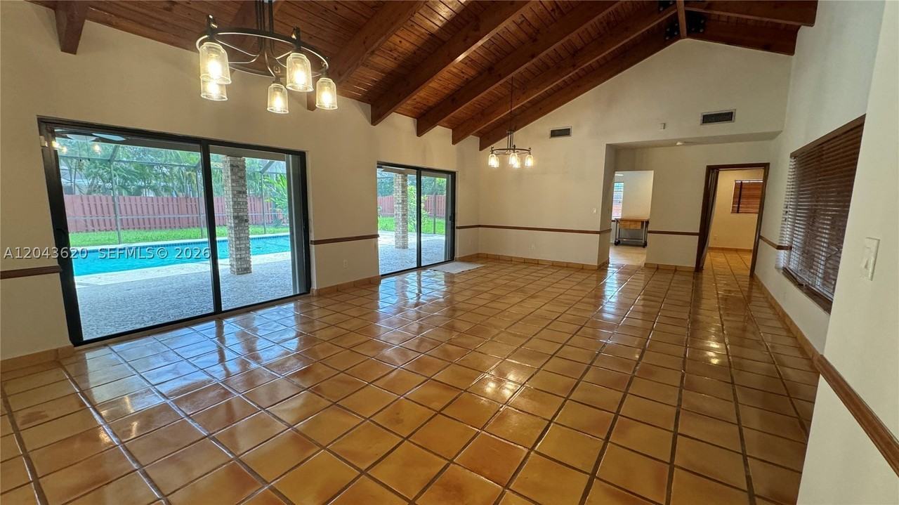 10280 Sw 141st St #10280 - Photo 5 of 36