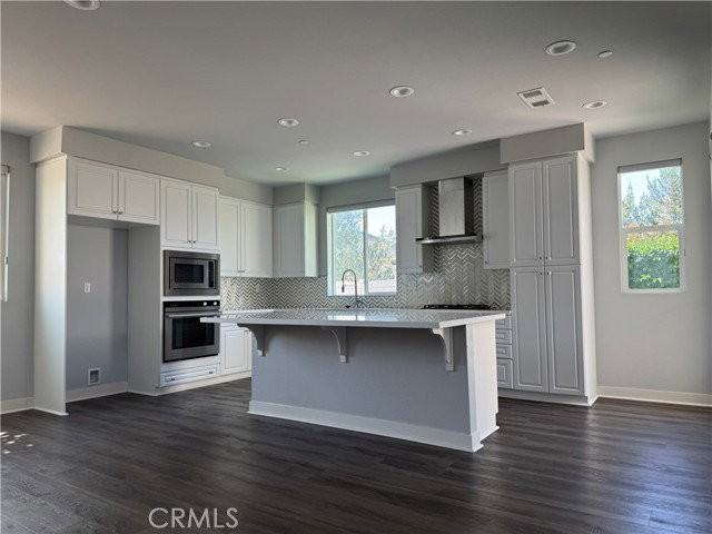1596 Sweetgum Ln - Photo 3 of 8